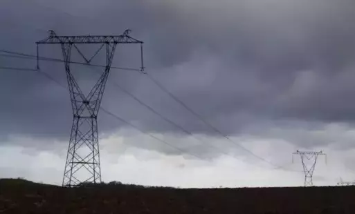 zdjecie slupow energetycznych